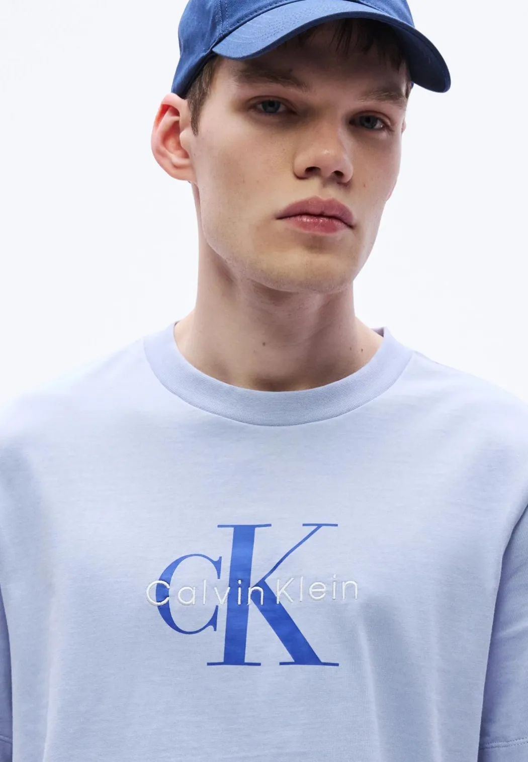 CALVIN KLEIN T-SHIRT - LV04RB862G