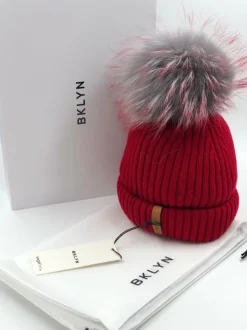 HAT+POMPON HAT+POMPON